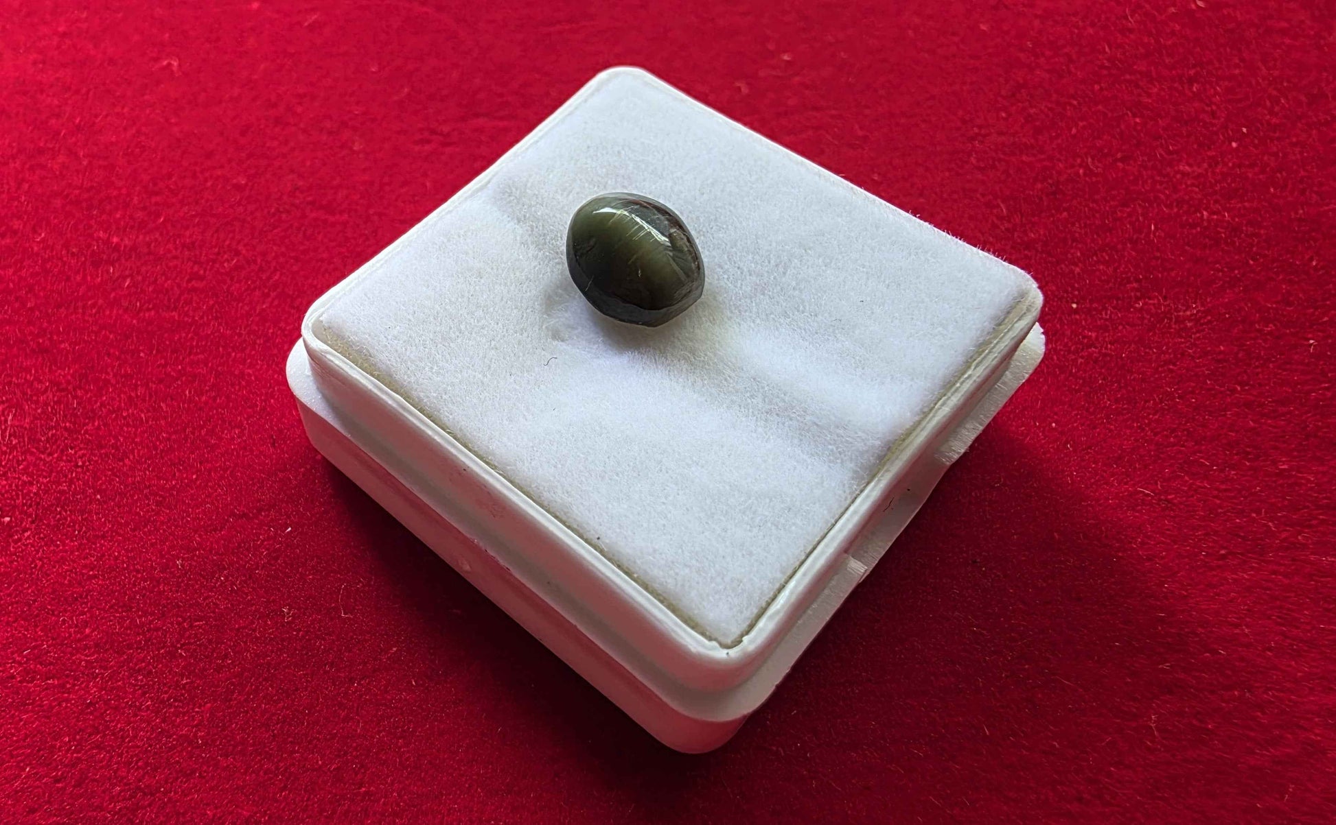 Cat’s Eye (Lehsunia) – Powerful Ketu Gemstone for Luck, Protection & Spiritual Growth | Lab Certified | Natural | 100% Original