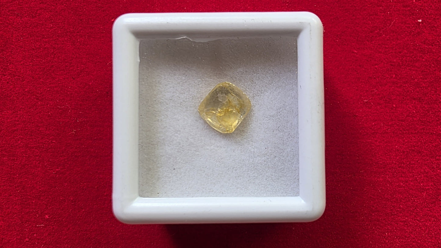 Natural Original Srilankan Ceylon - Yellow Sapphire (Pukhraj) - Powerful Jupiter Gemstone for Wealth, Marriage & Prosperity | Lab Certified